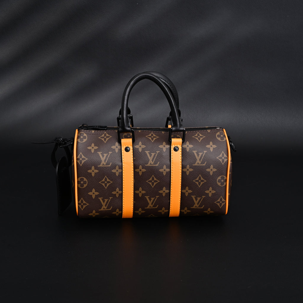 Louis Vuitton Keepall Bandoulière 50 – Monogram Canvas with Neon Orange Trim