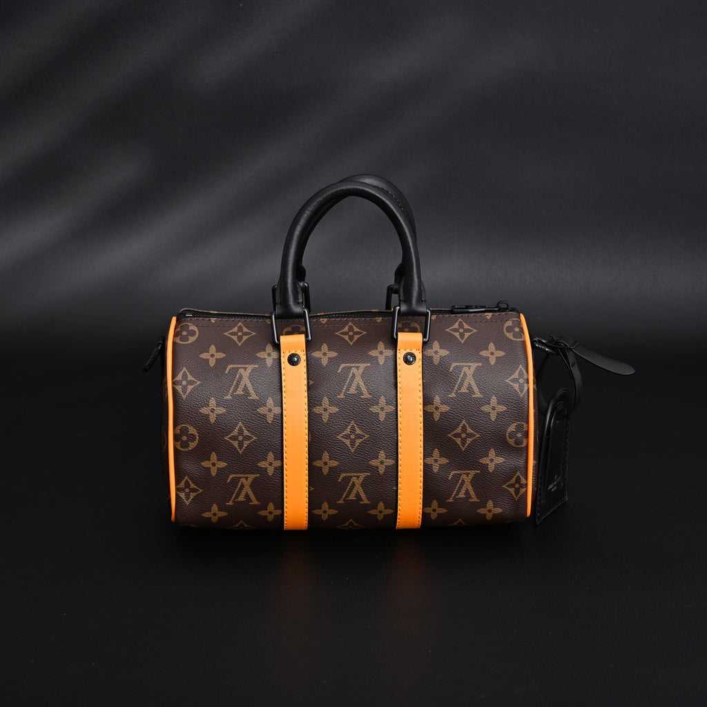 Louis Vuitton Keepall Bandoulière 50 – Monogram Canvas with Neon Orange Trim