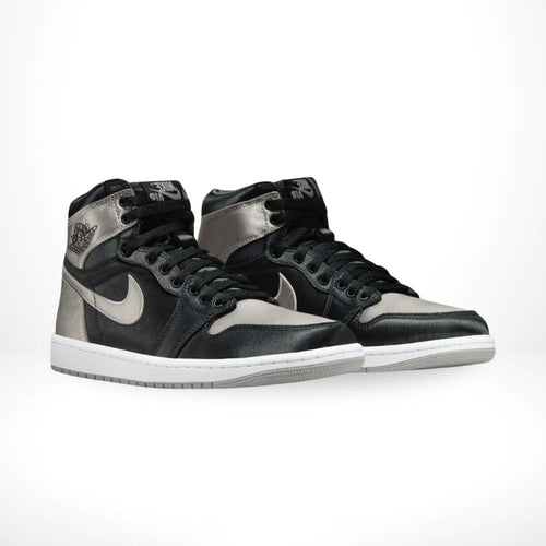 Angle view of Air Jordan 1
