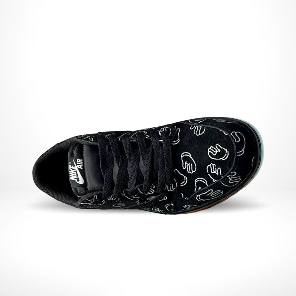 Top-down view of the Air Jordan 1