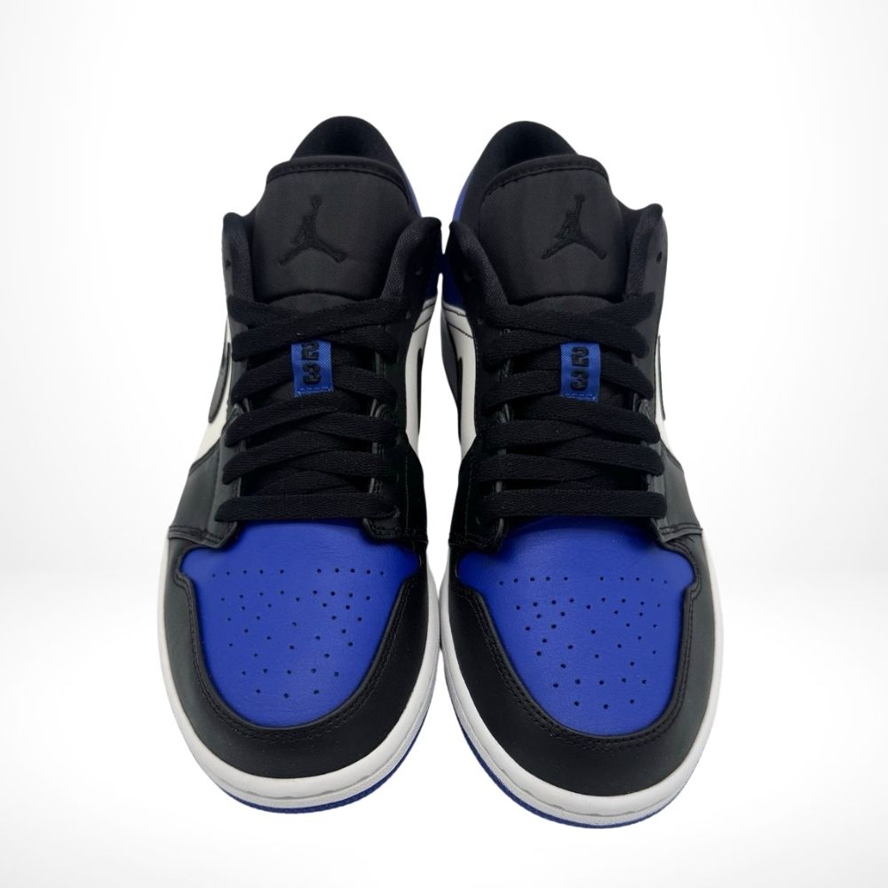 Top-down view of the Air Jordan 1