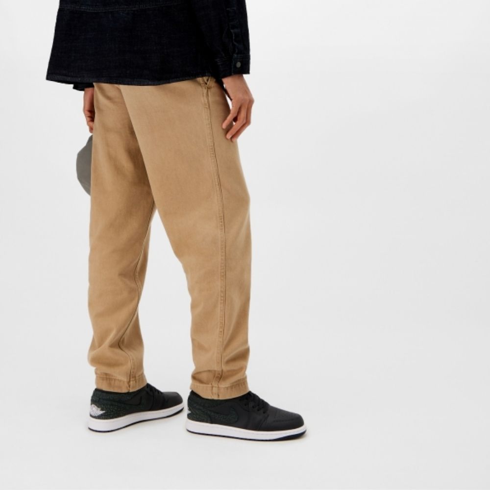 Real lifestyle image of Air Jordan 1