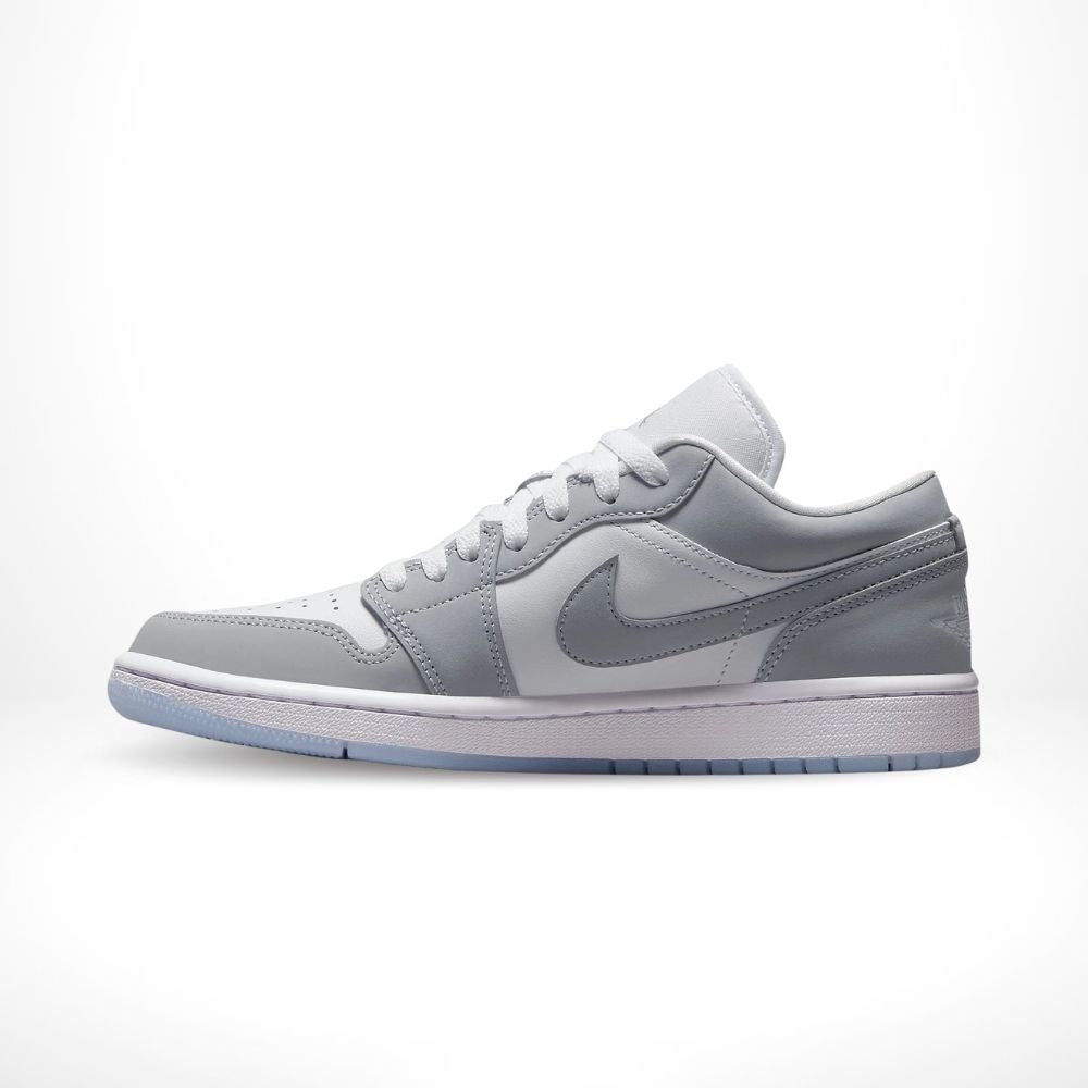 Medial side view of the Air Jordan 1