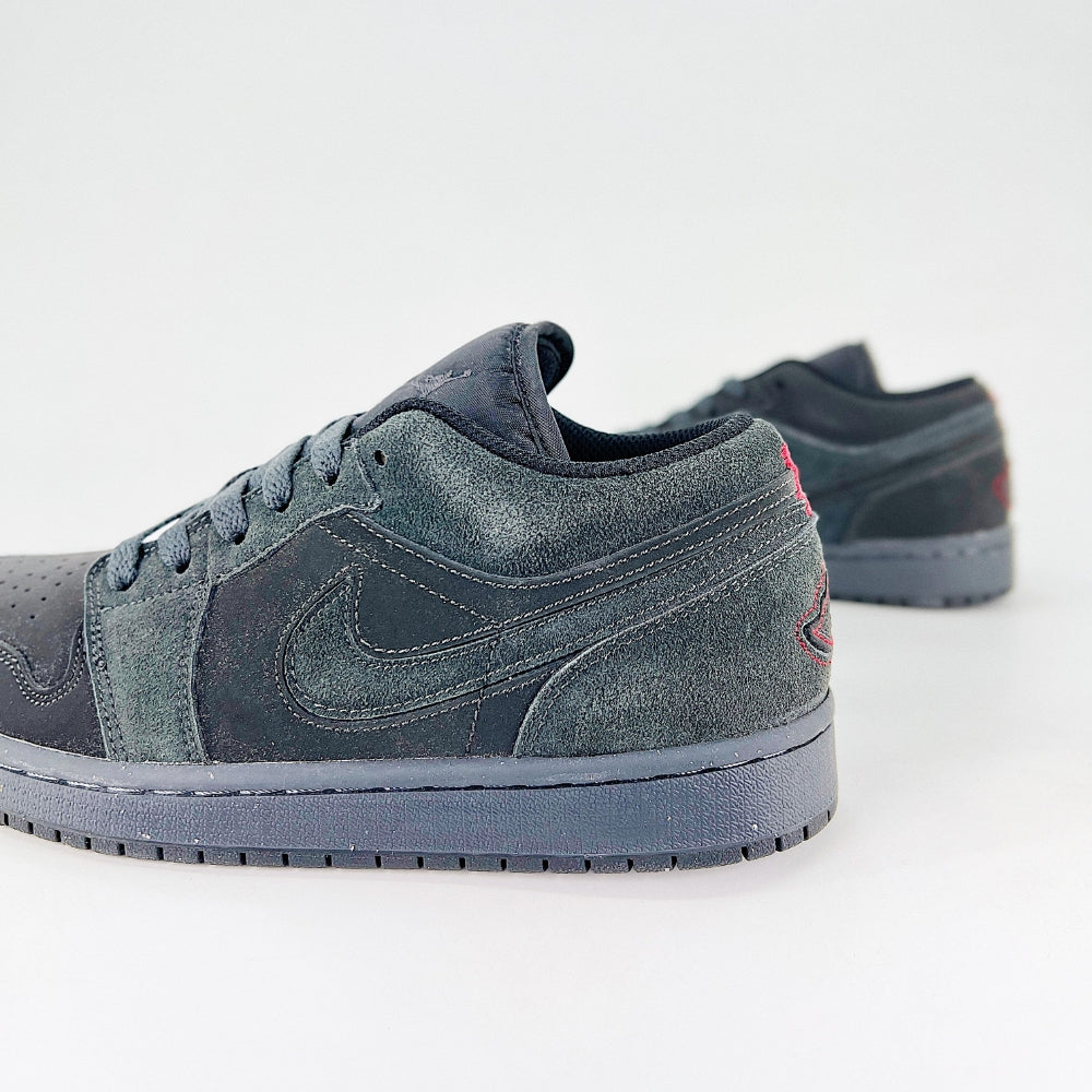Air Jordan 1 Low x Travis Scott Dark Smoke Grey