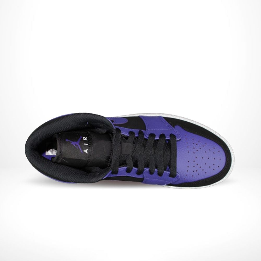 Top-down view of the Air Jordan 2
