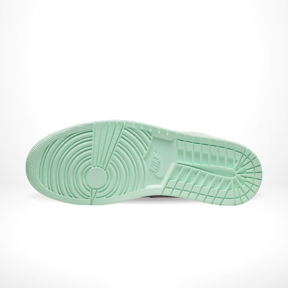 Bottom sole of Air Jordan 1