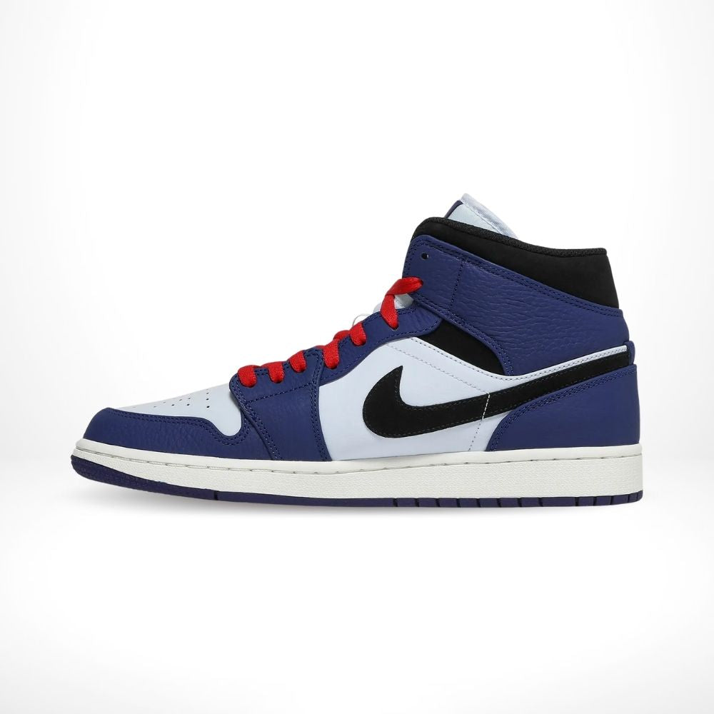 Medial side view of the Air Jordan 1