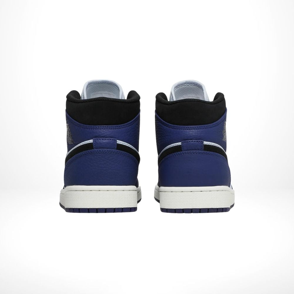 Rear view of the Air Jordan 1