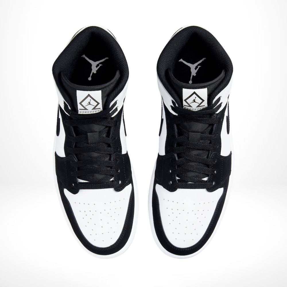 Top-down view of the Air Jordan 1