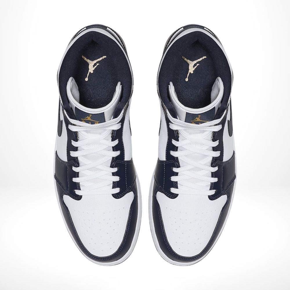 Top-down view of the Air Jordan 1
