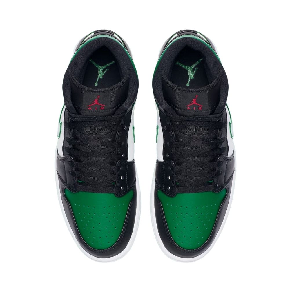 Top-down view of the Air Jordan 1