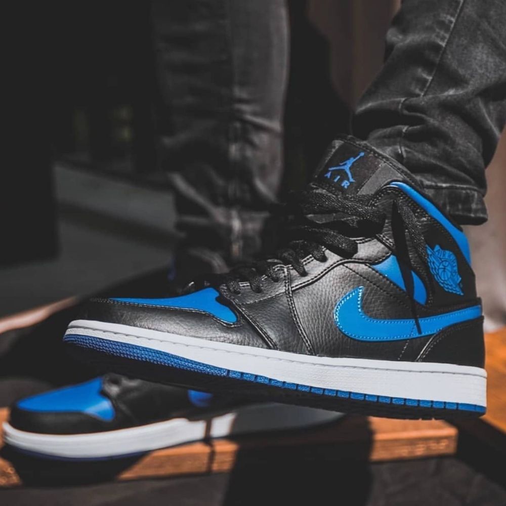 On-foot of the Air Jordan 1