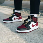 Air Jordan 1 Mid SE Gold Pendants