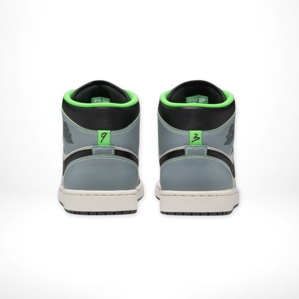 Rear view of Air Jordan 1