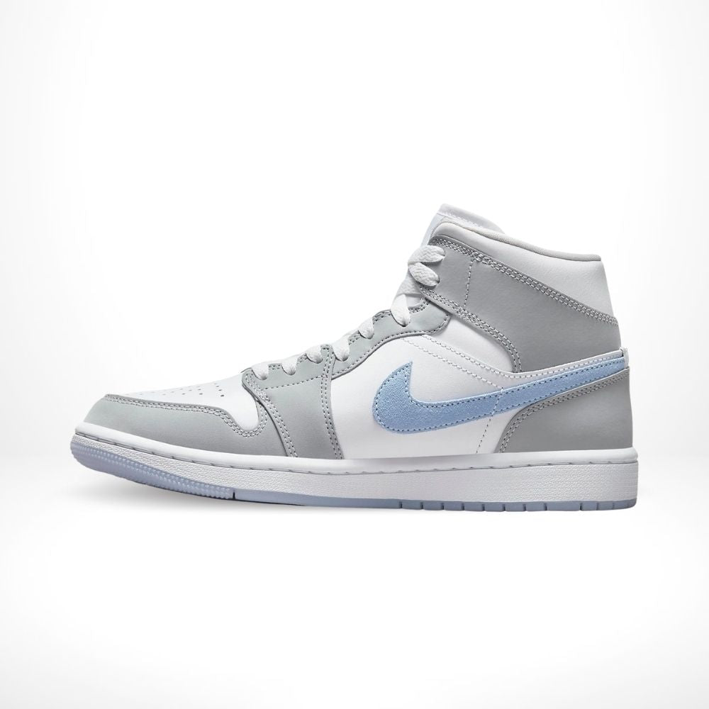 Medial side view of the Air Jordan 1