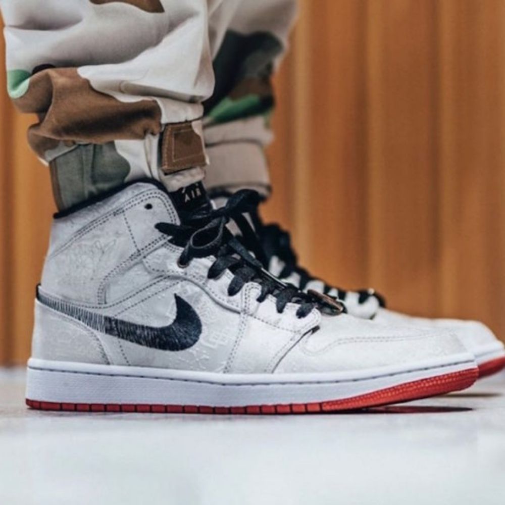 Real lifestyle image of Air Jordan 1
