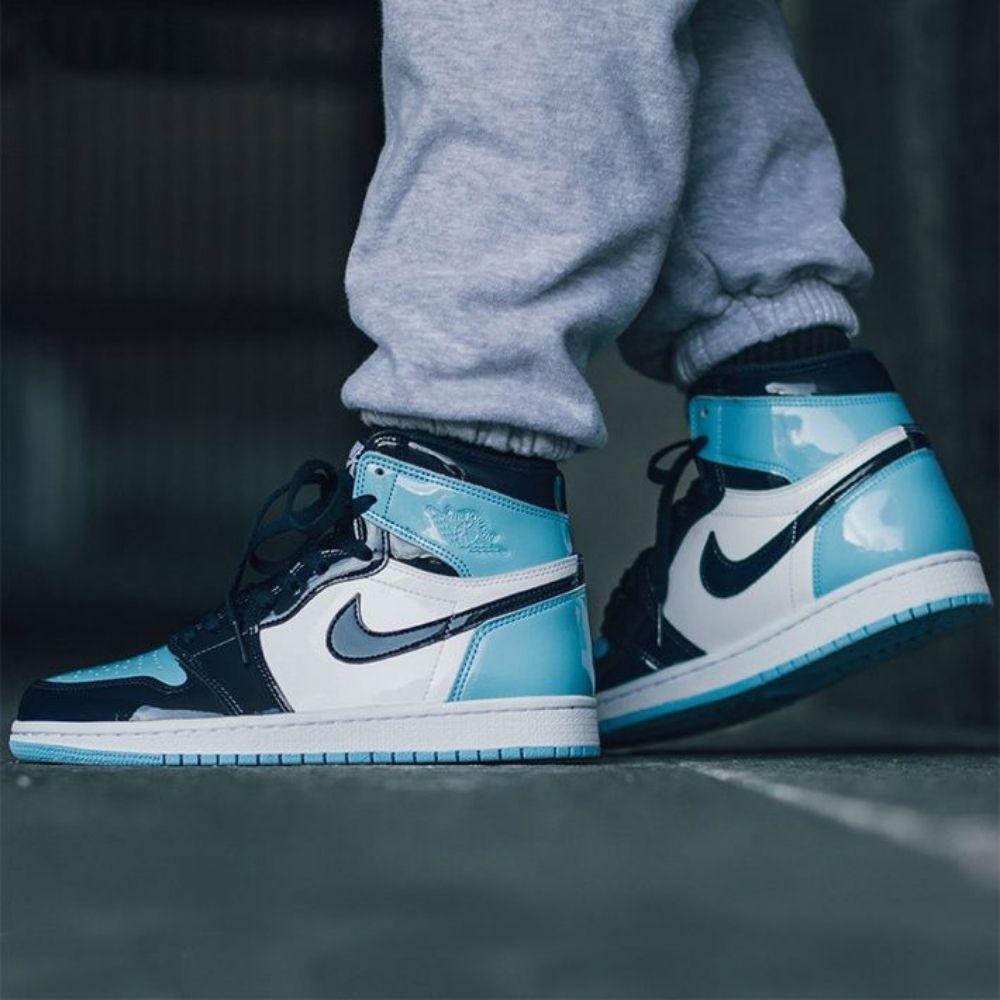 Real lifestyle image of Air Jordan 1