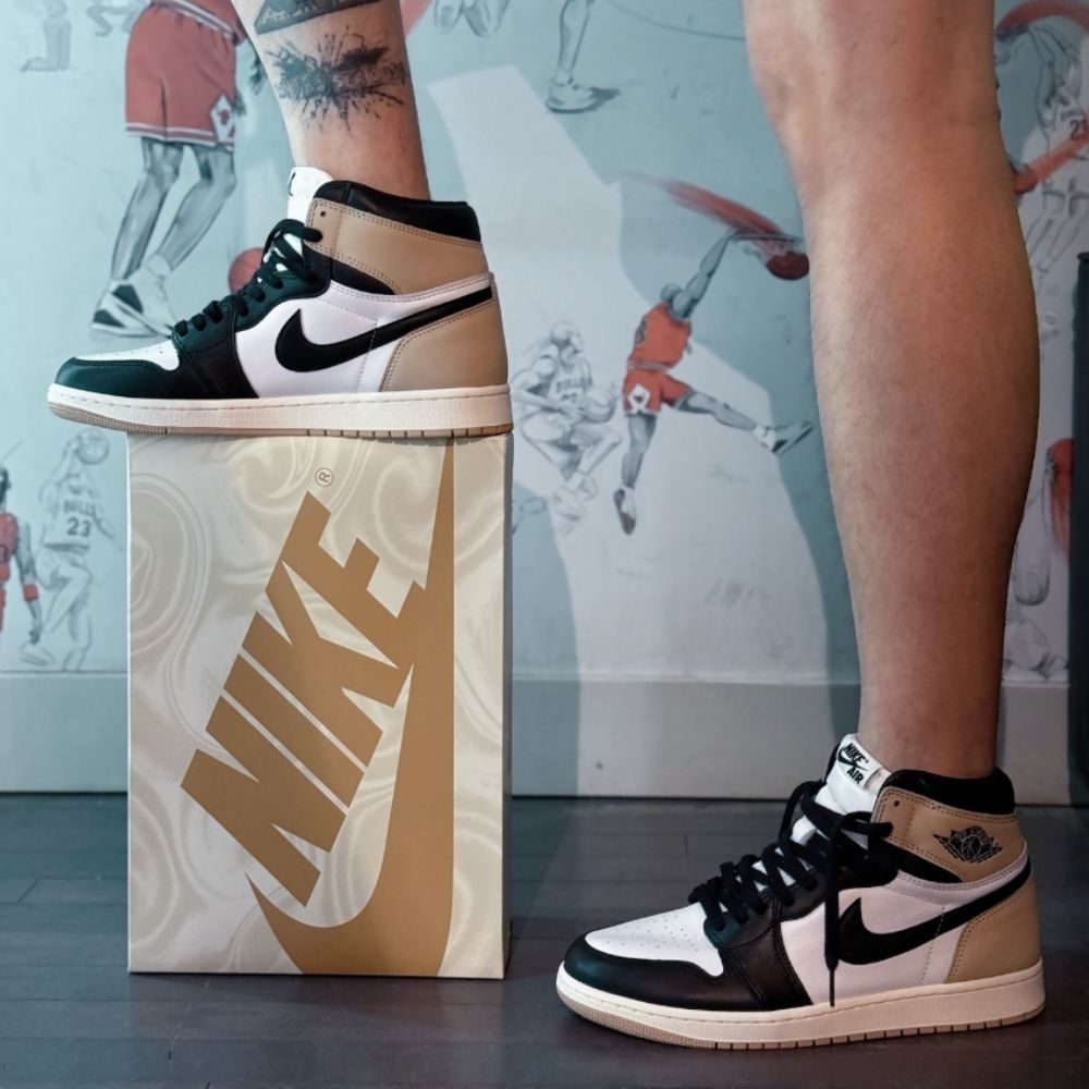 Real lifestyle image of Air Jordan 1