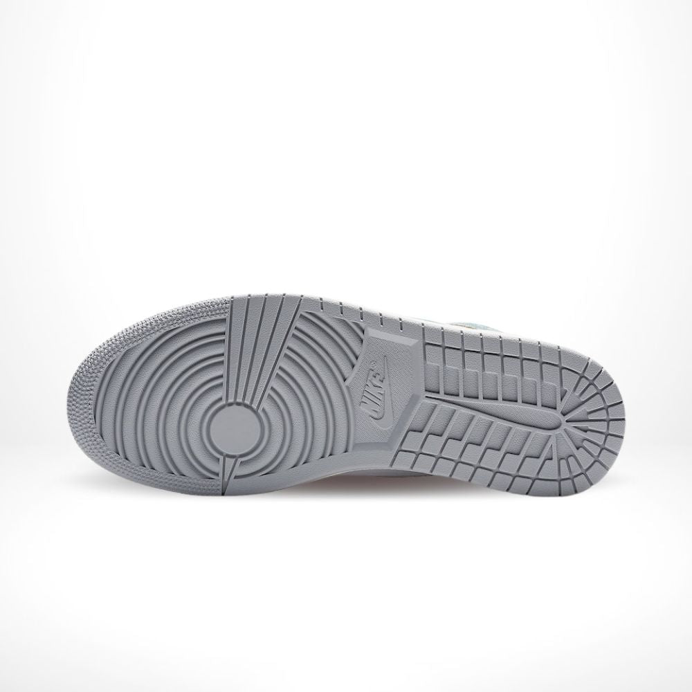 Bottom view of the Air Jordan 1
