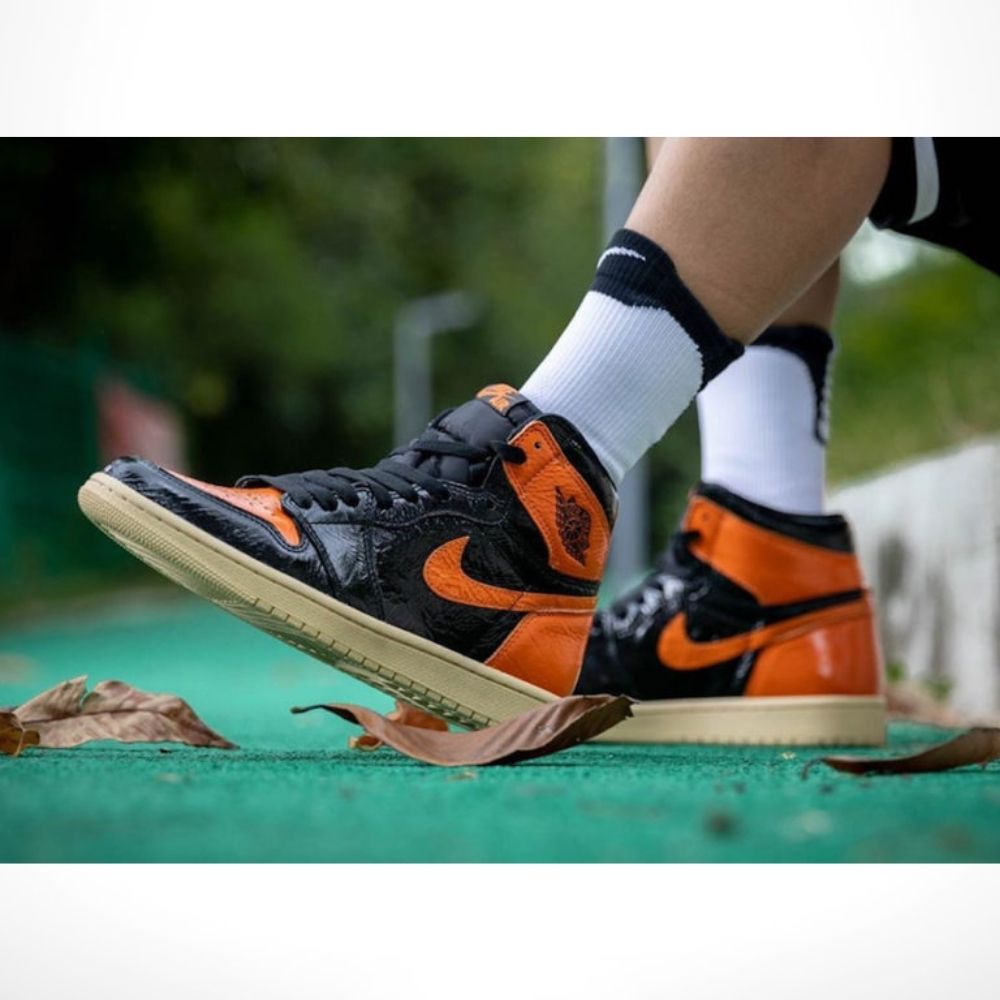 Real lifestyle image of Air Jordan 1