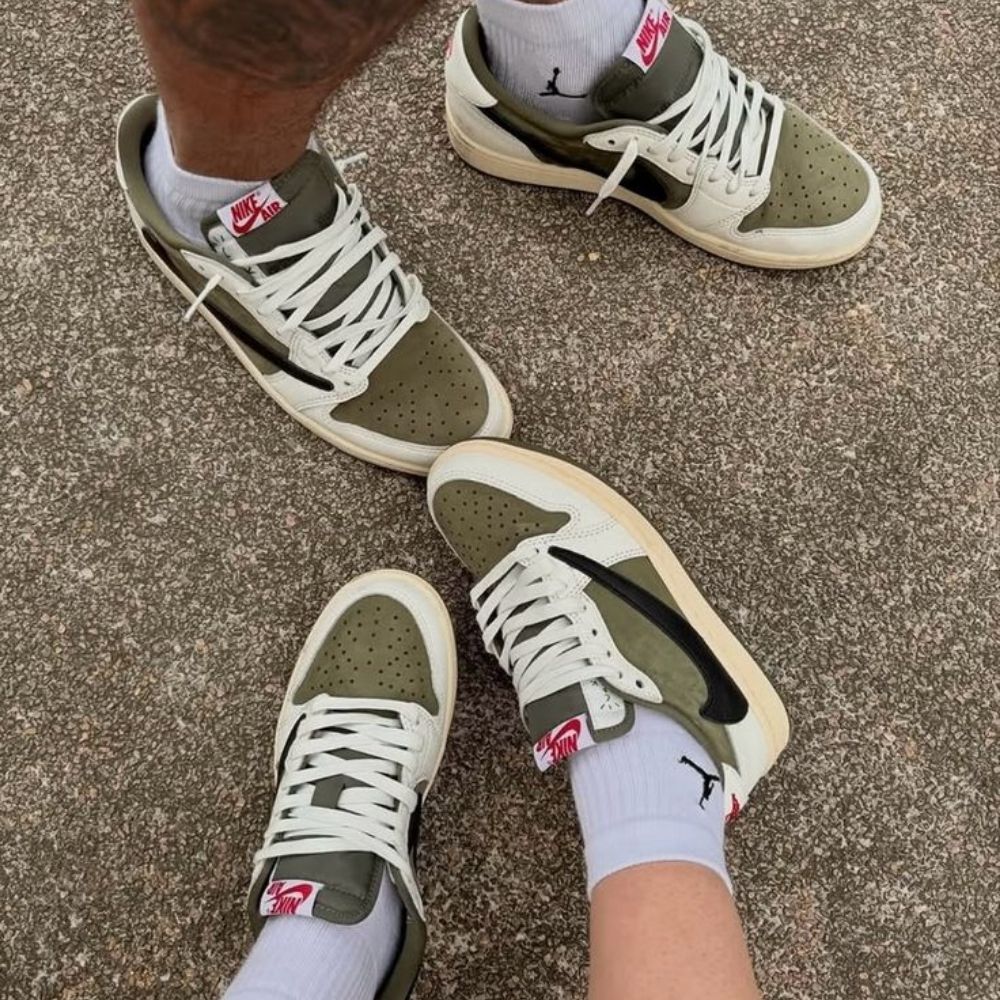 Real lifestyle image of Air Jordan 1