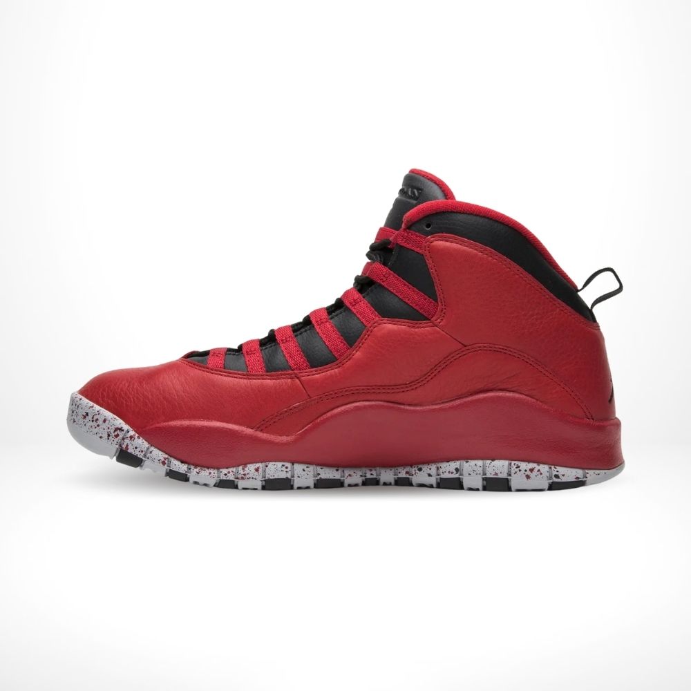 Medial side view of the Air Jordan 10