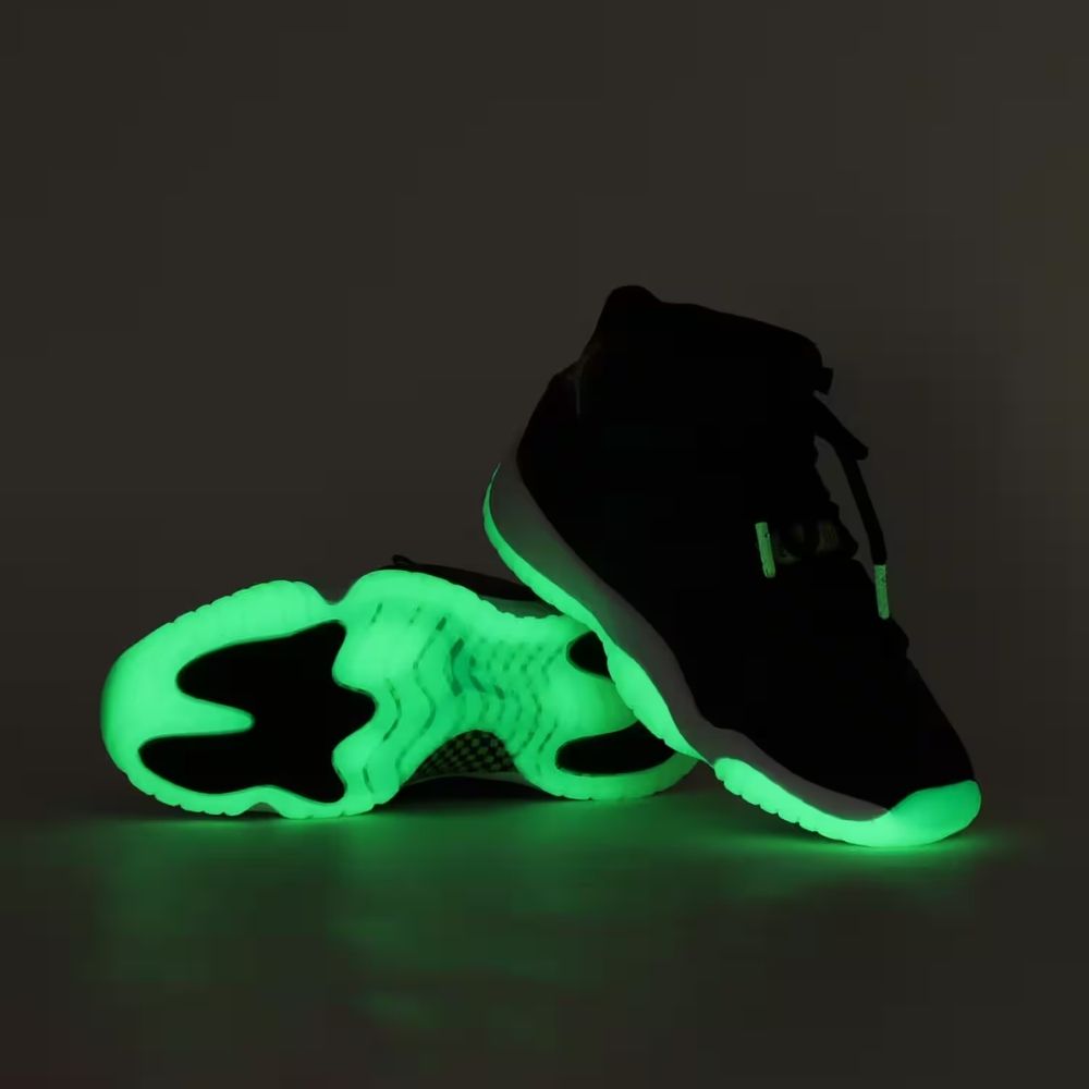 Air Jordan 11 in dark