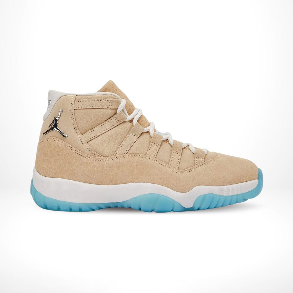 Side view of the Air Jordan 11
