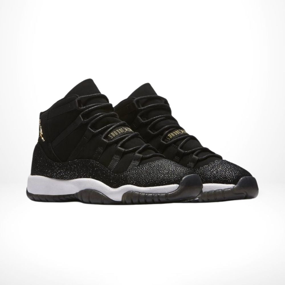 Angle view of Air Jordan 11