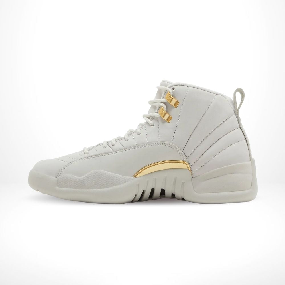 Medial side view of the Air Jordan 12