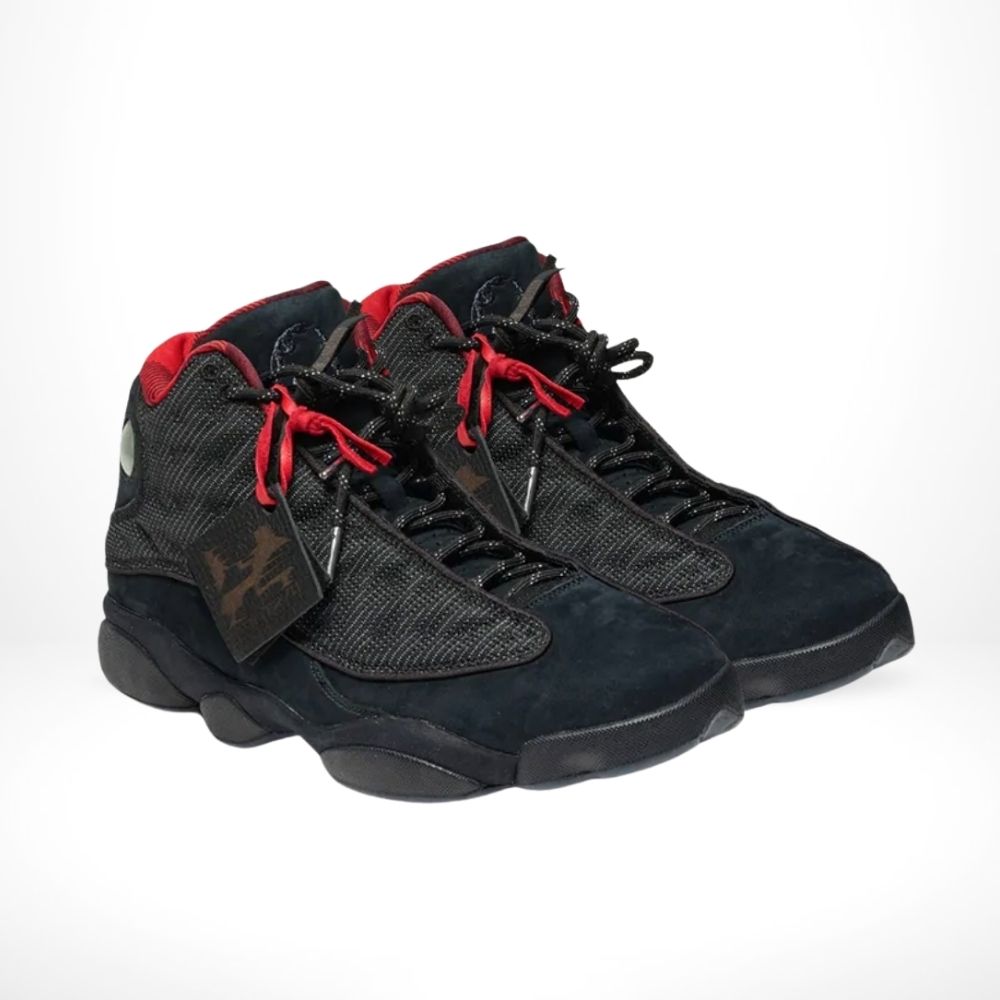 Angle view of Air Jordan 13