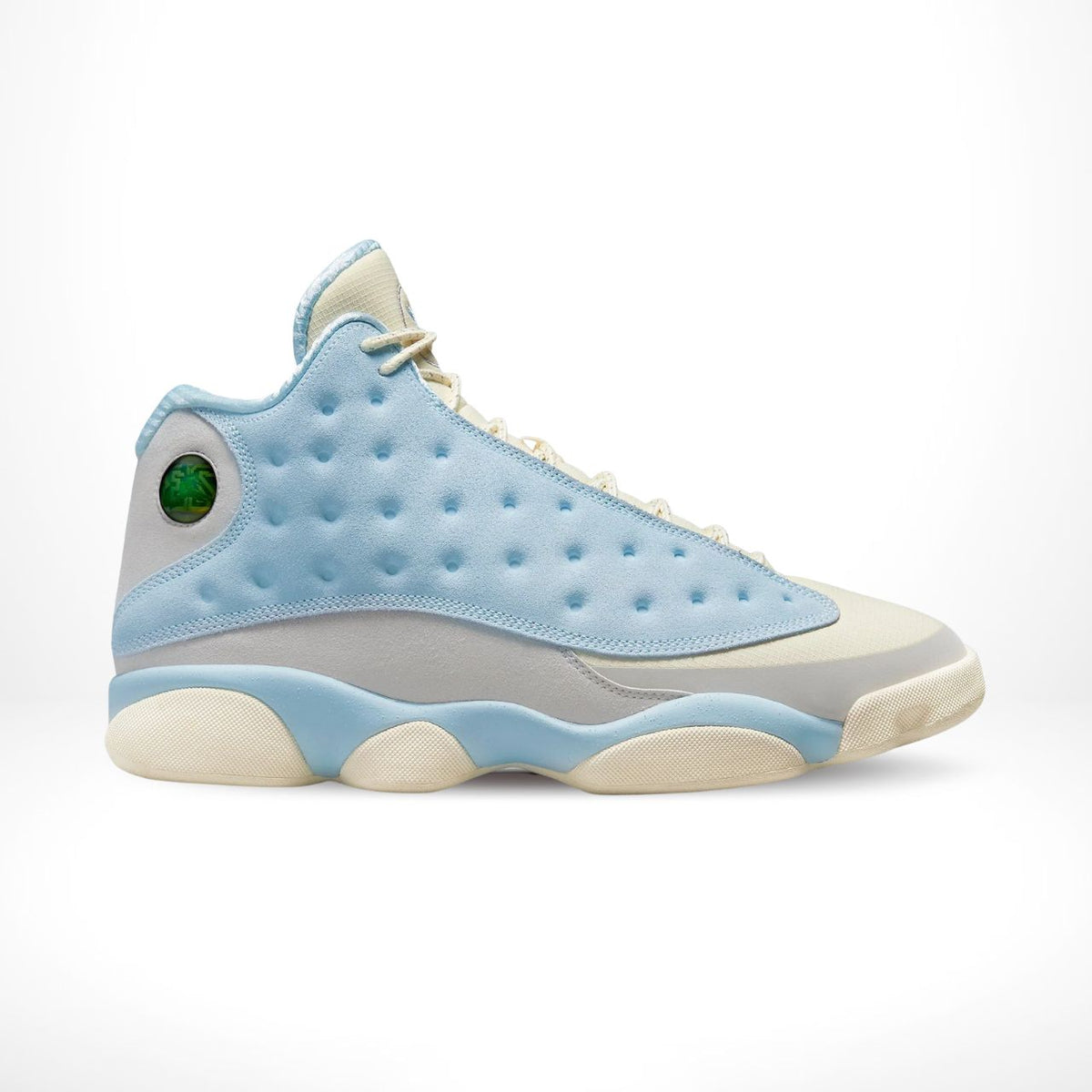 Side view off the Air Jordan 13