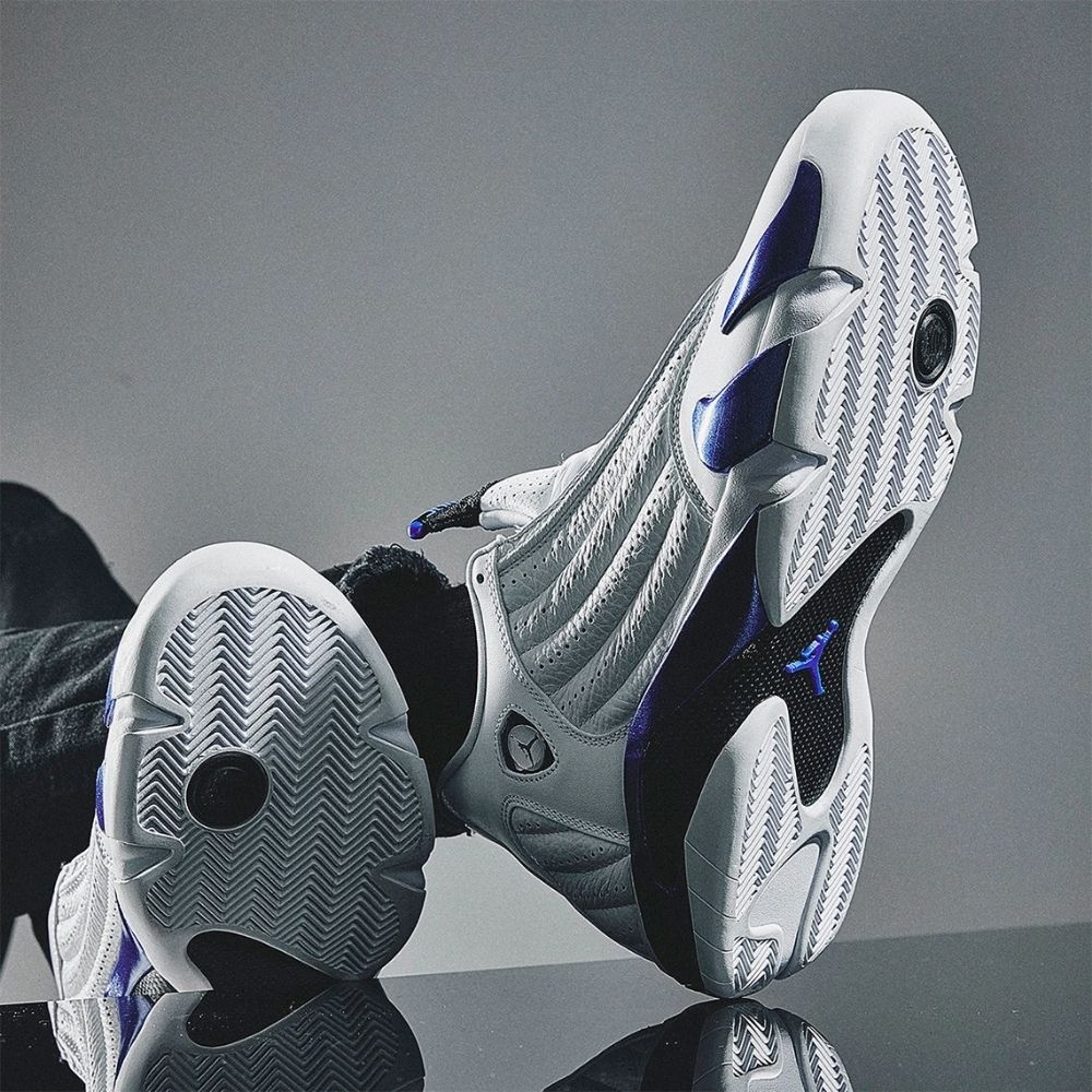 Real lifestyle image of Air Jordan 14