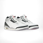 Angle view of Air Jordan 3