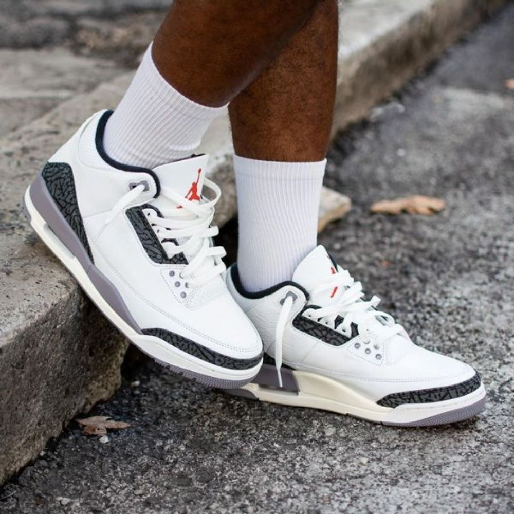 Real lifestyle image of Air Jordan 3