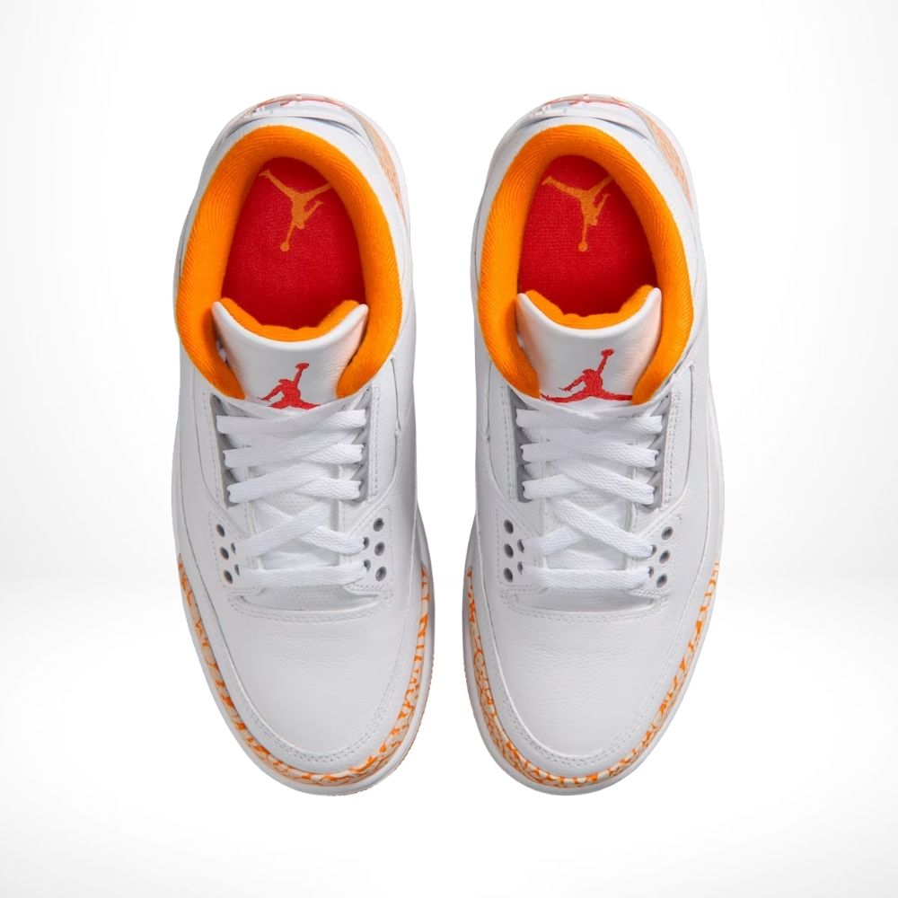 Top-down view of the Air Jordan 4