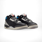 Angle view of Air Jordan 3