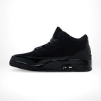 Medial side view of the Air Jordan 3