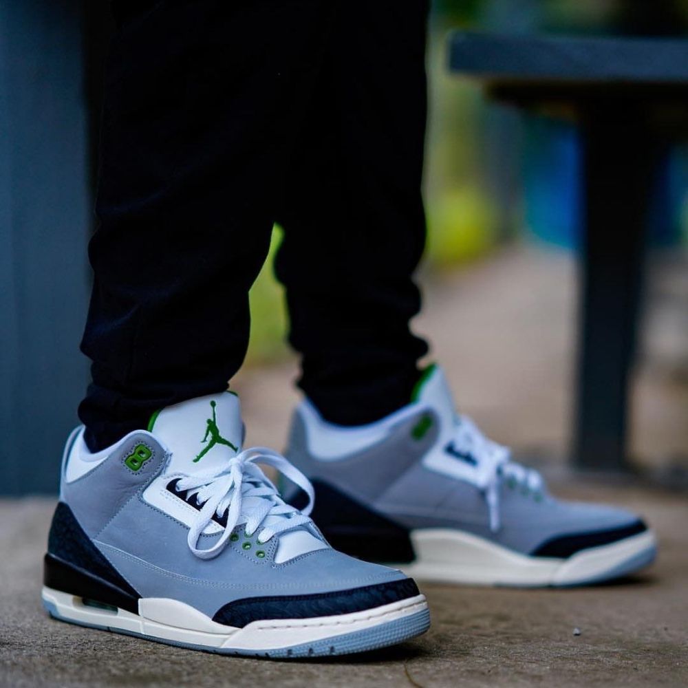 Real lifestyle image of Air Jordan 3