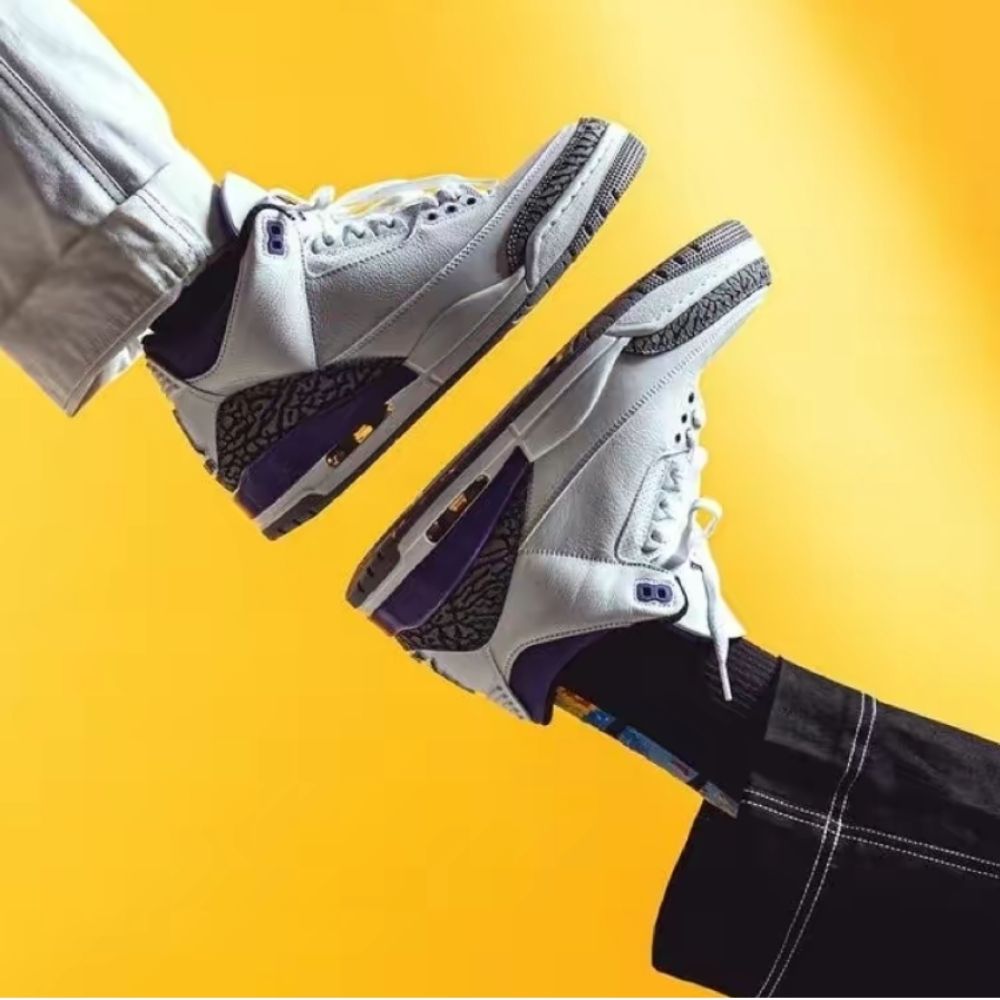 Real lifestyle image of Air Jordan 3