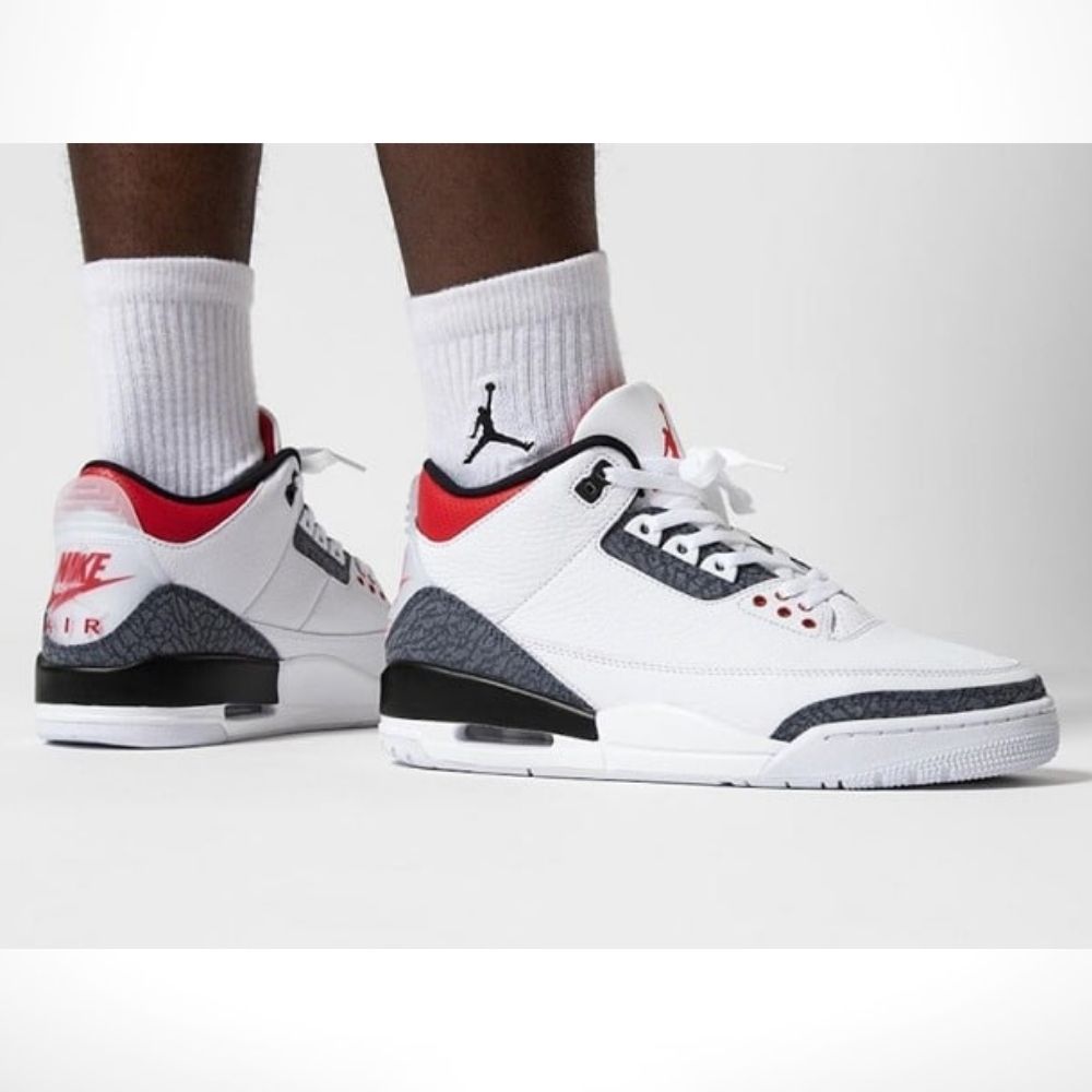 Real lifestyle image of Air Jordan 3