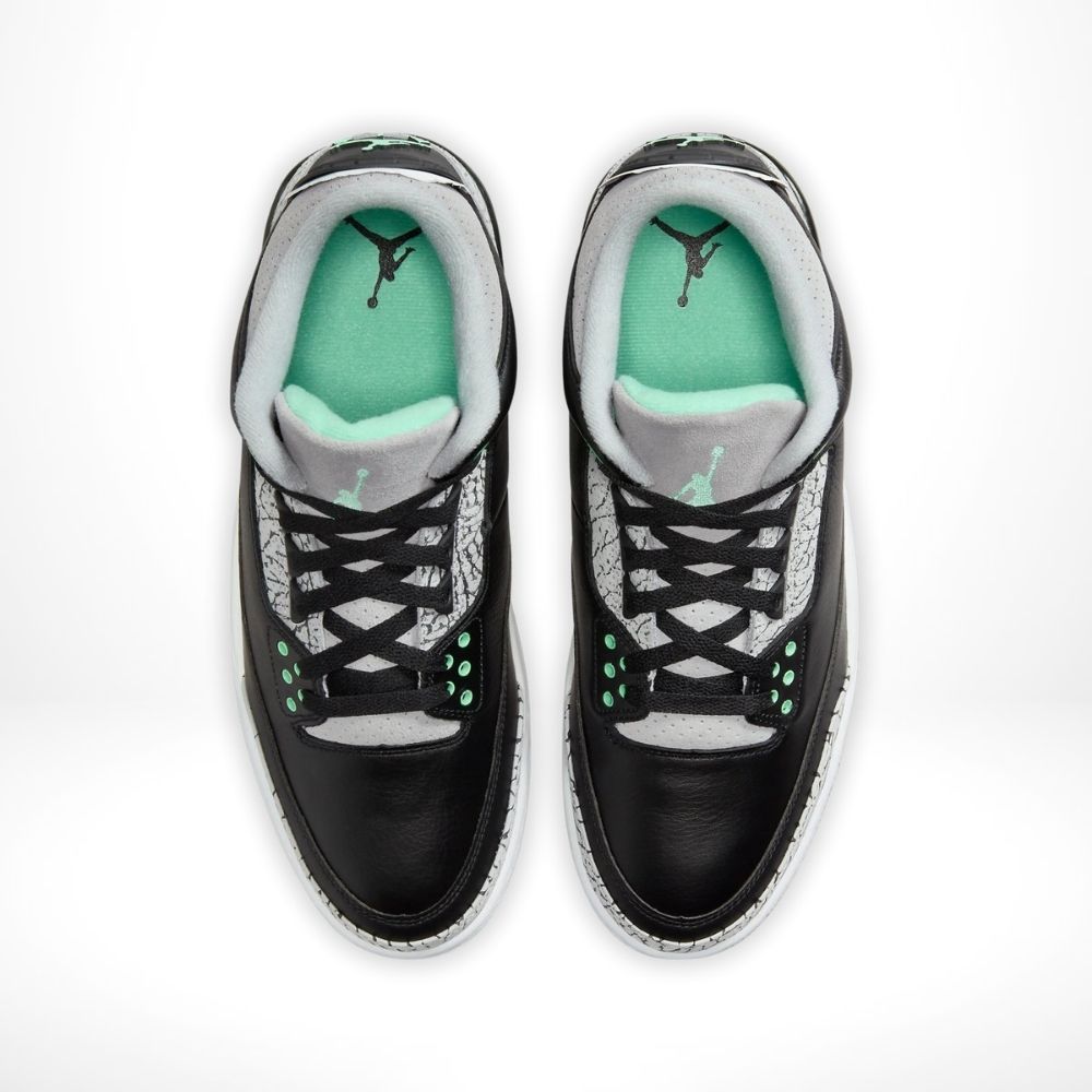 Top-down view of the Air Jordan 3