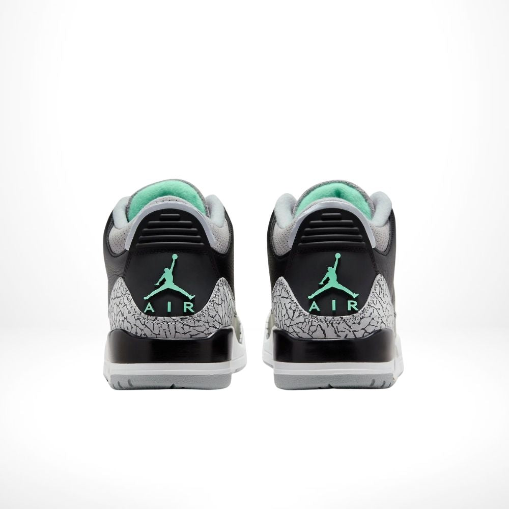 Rear view of the Air Jordan 3