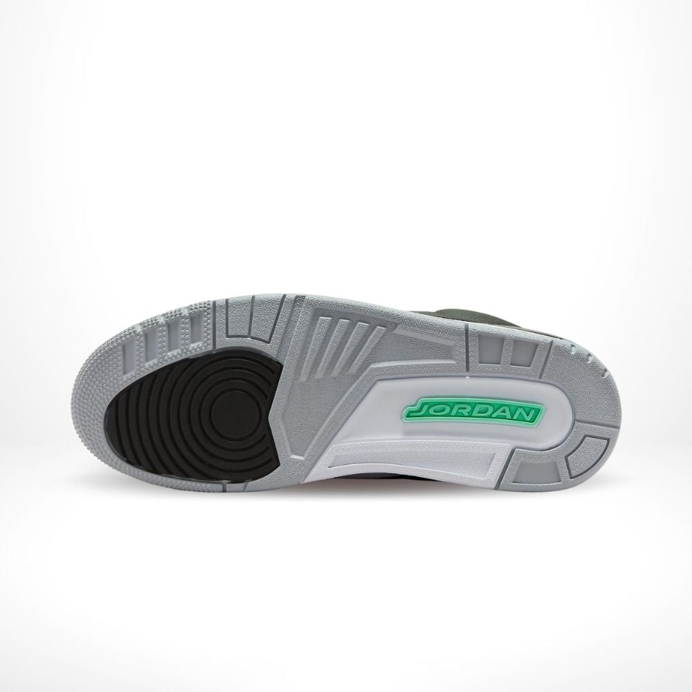 Bottom view of the Air Jordan 3