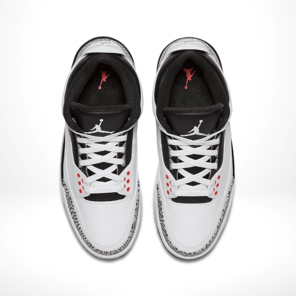 Top-down view of the Air Jordan 3
