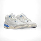 Angle view of Air Jordan 3