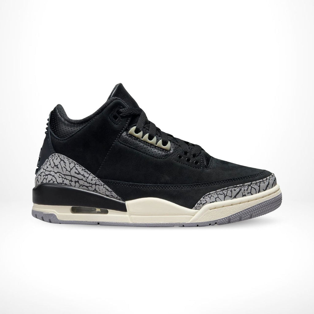 Side view off the Air Jordan 3