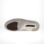Bottom sole of Air Jordan 3