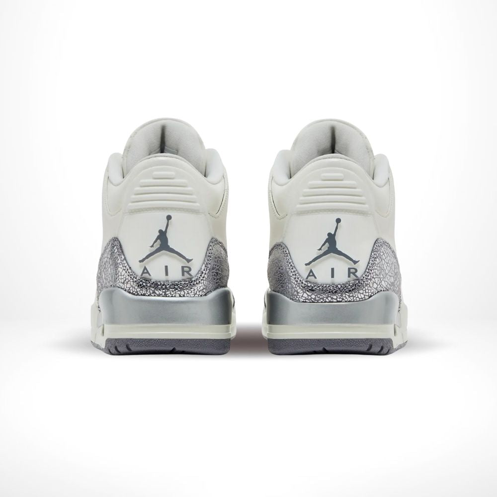 Rear view of the Air Jordan 3