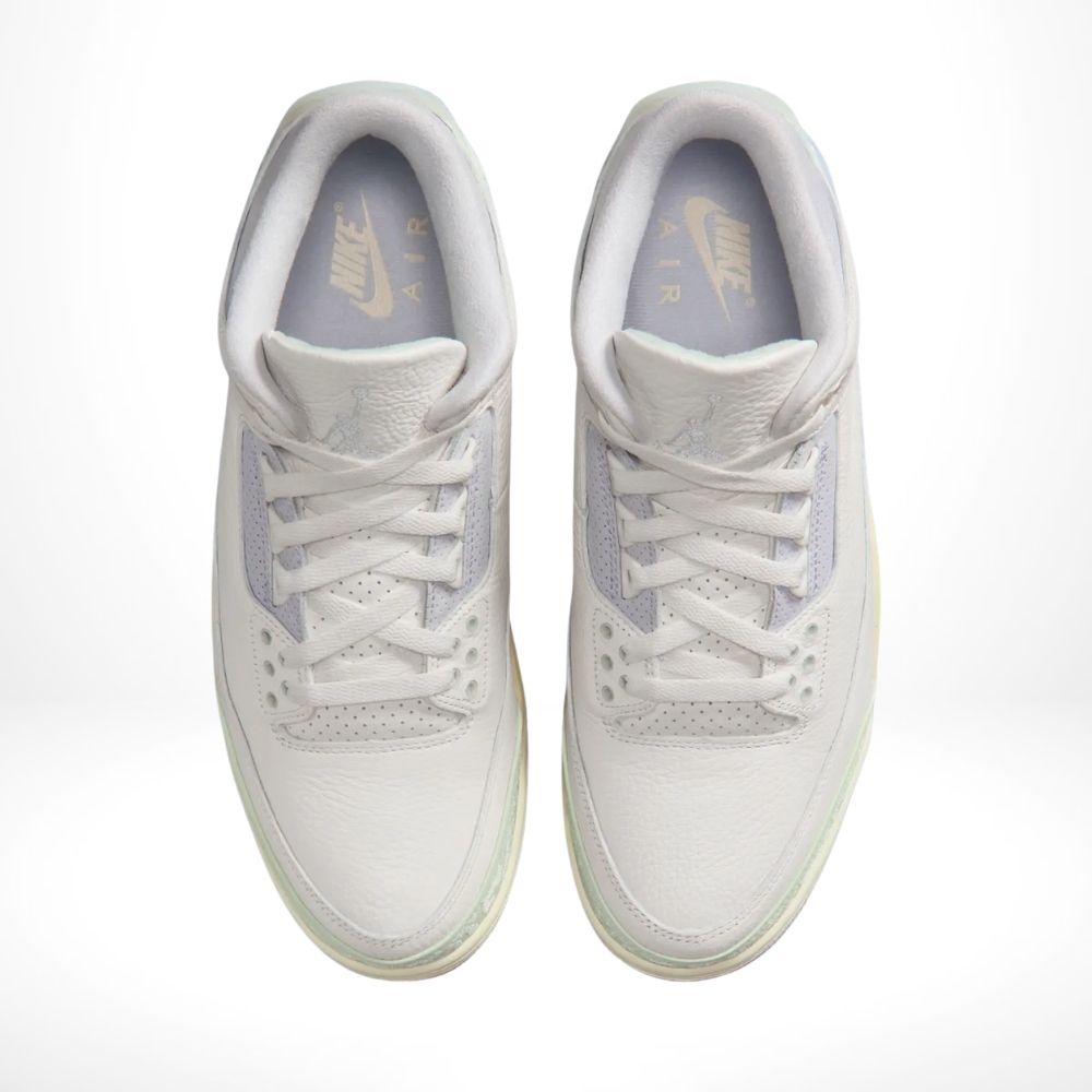 Top-down view of the Air Jordan 3